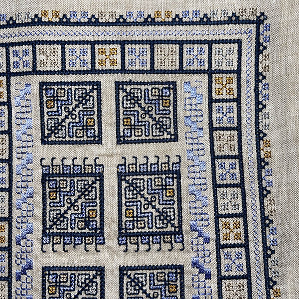 Вышивка на текстиле